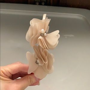 Forever 21 flower headband